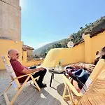 Гостевой дом La Terrazza Di Maddalena 3*