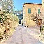 La Terrazza Di Maddalena Konukevi Cisano sul Neva