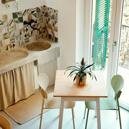 La Terrazza Di Maddalena 3*